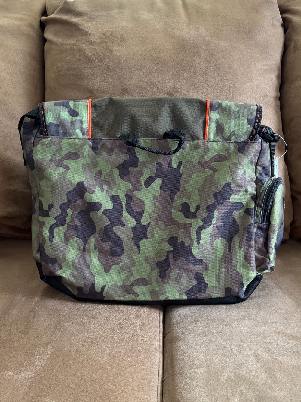 Old Navy Messenger Bag - Picture 3 of 13